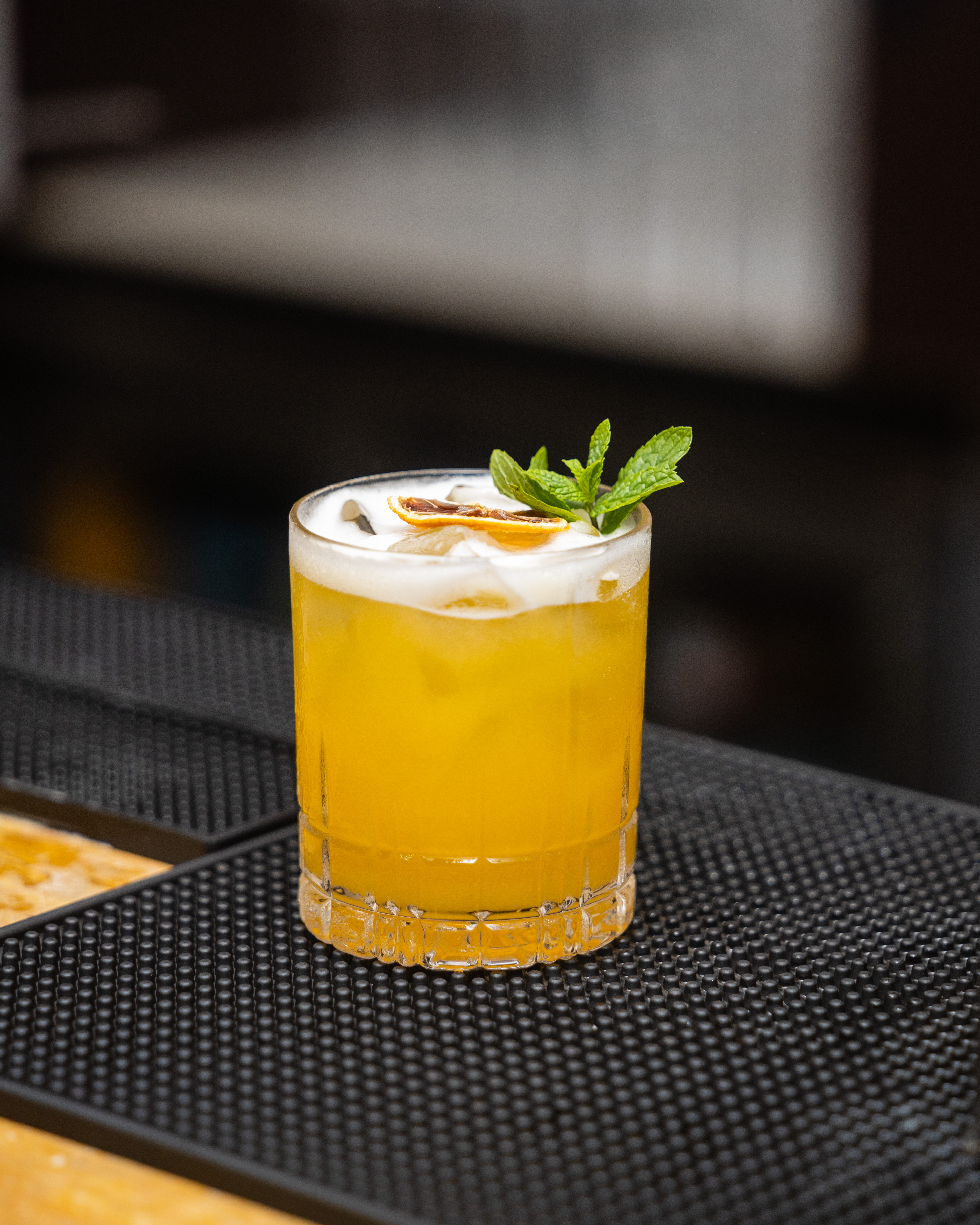 SOL LOUNGE - Image 17